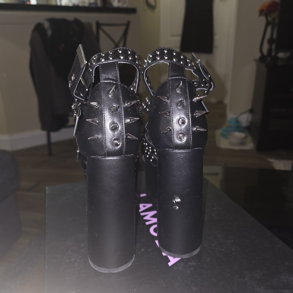 Lambda Spiked Heels With Flaw Last Slide - image 4